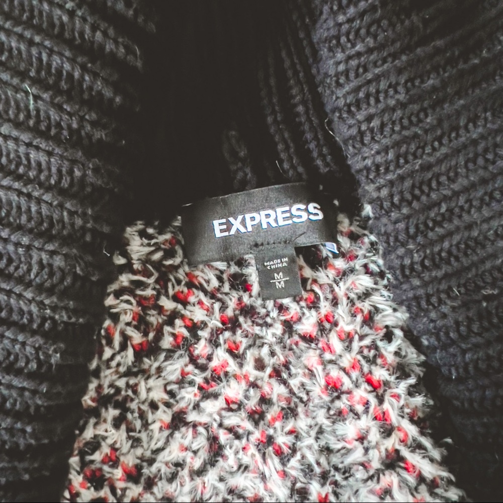 Express Cardigan - Picture 4 of 6